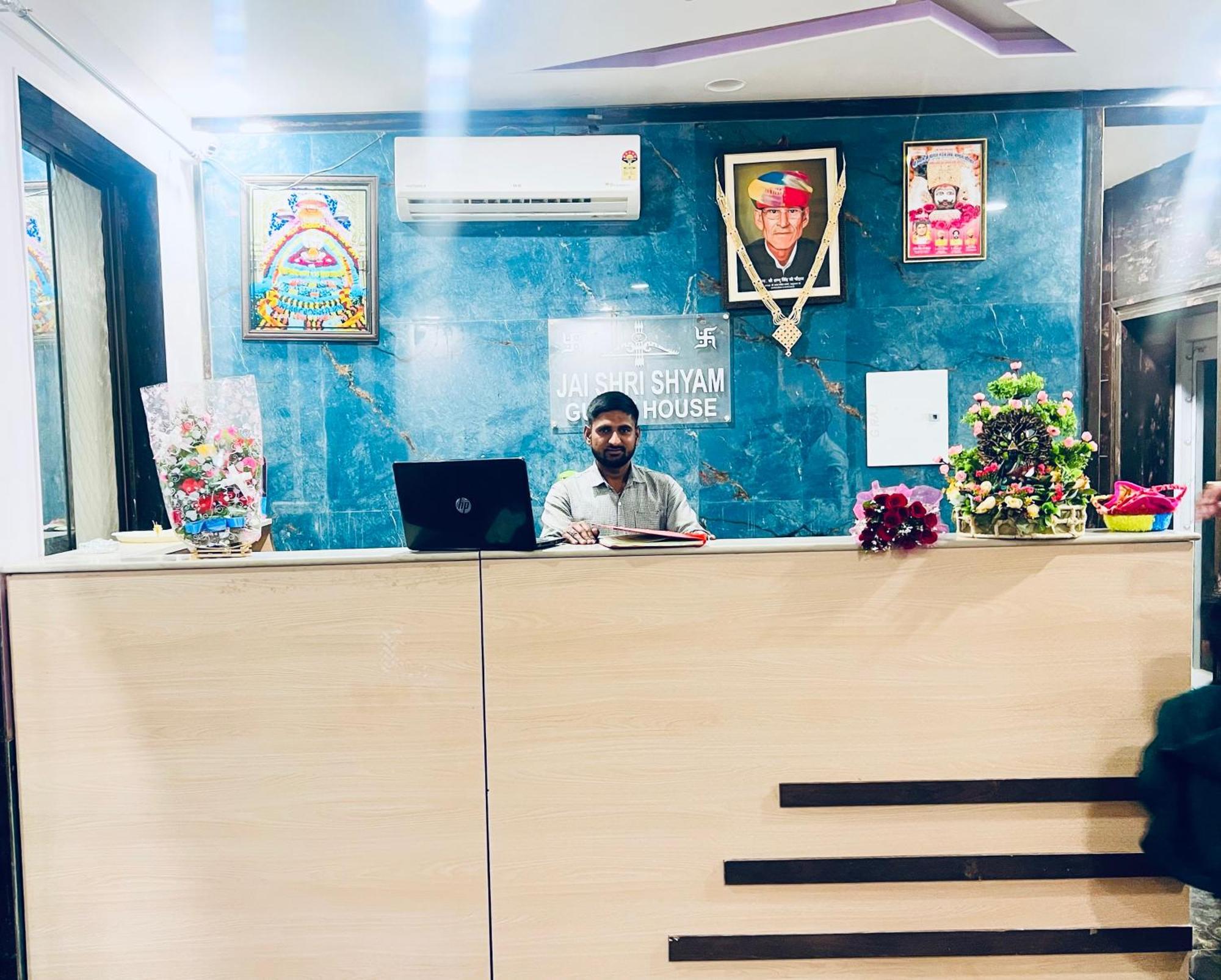 Khātu Shree Shyam Hotel Toran Dawar מראה חיצוני תמונה
